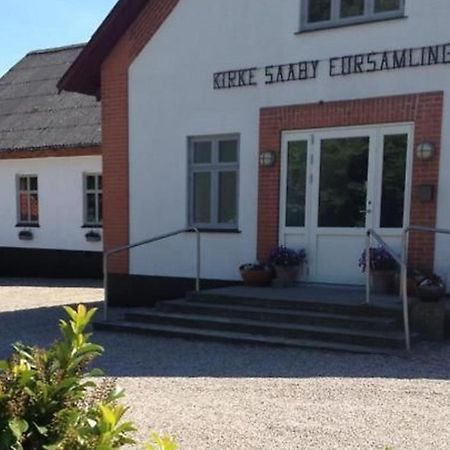 Kirke Saby Forsamlingshus Motel Eksteriør bilde