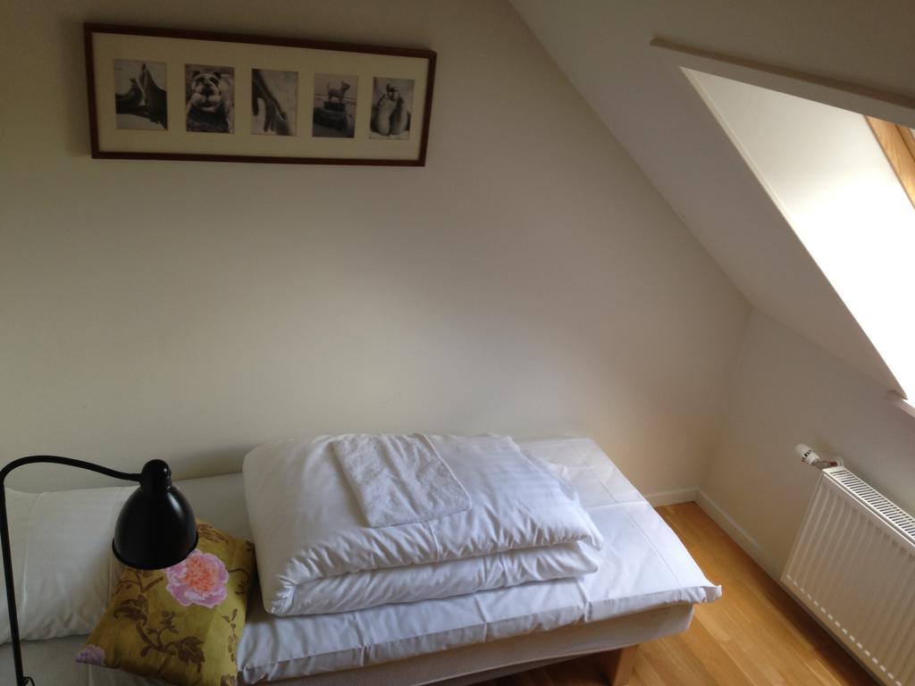 Kirke Saby Forsamlingshus Motel Rom bilde